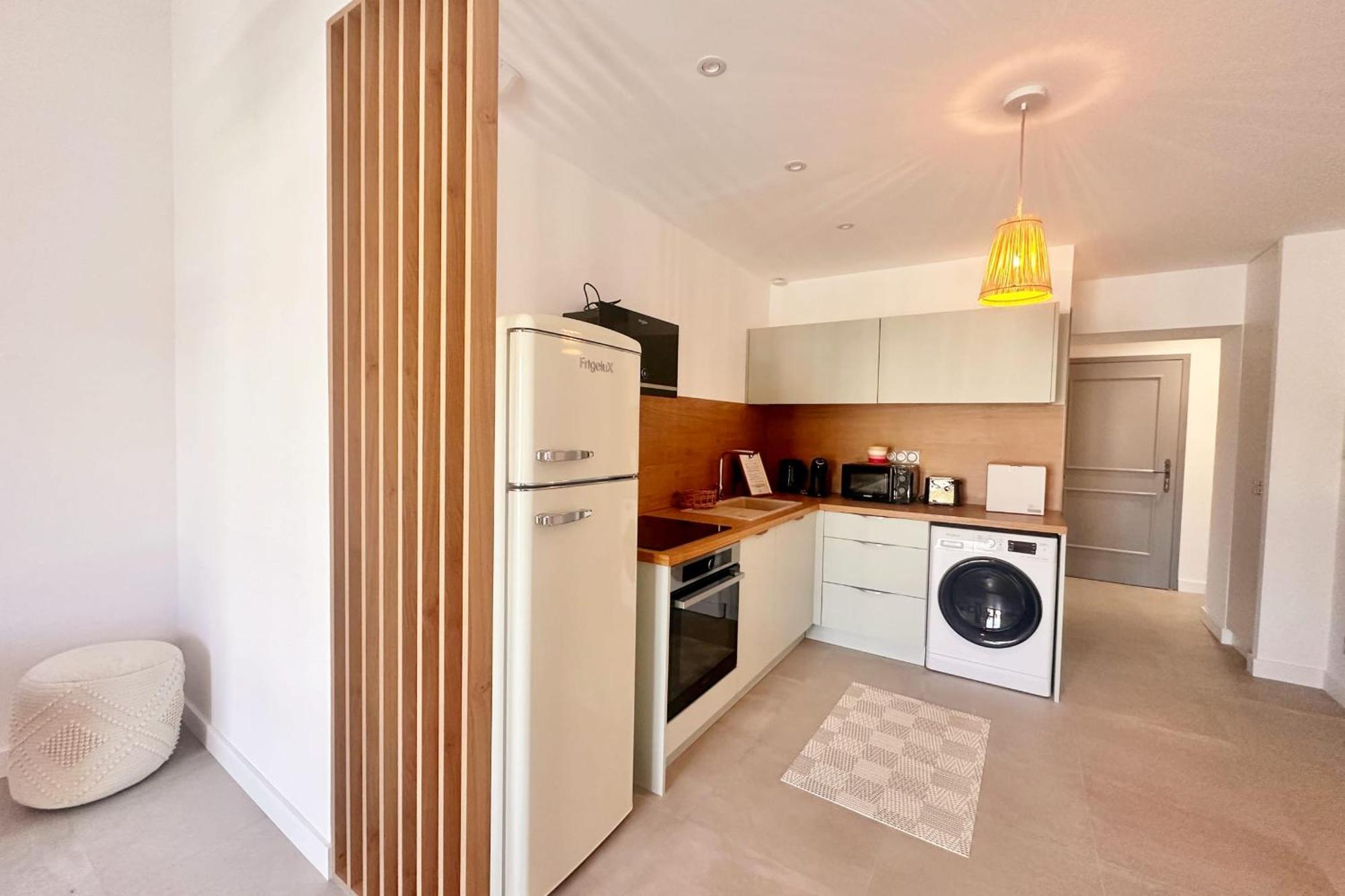 Les Palmiers - Appartement Une Chambre Vue Canal เลอ โกร-ดู-รัว ภายนอก รูปภาพ